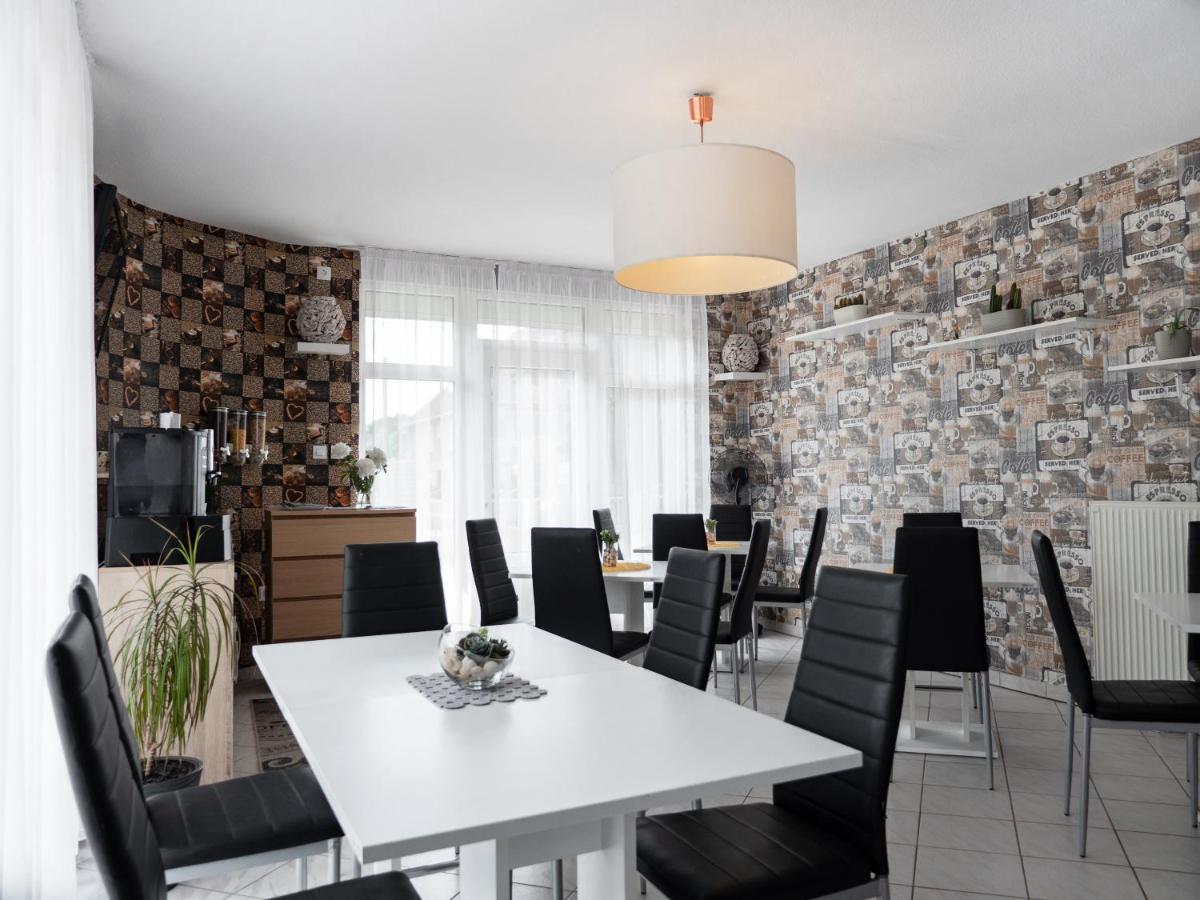 Margret Haus Acomodação com café da manhã Balatonfüred Exterior foto