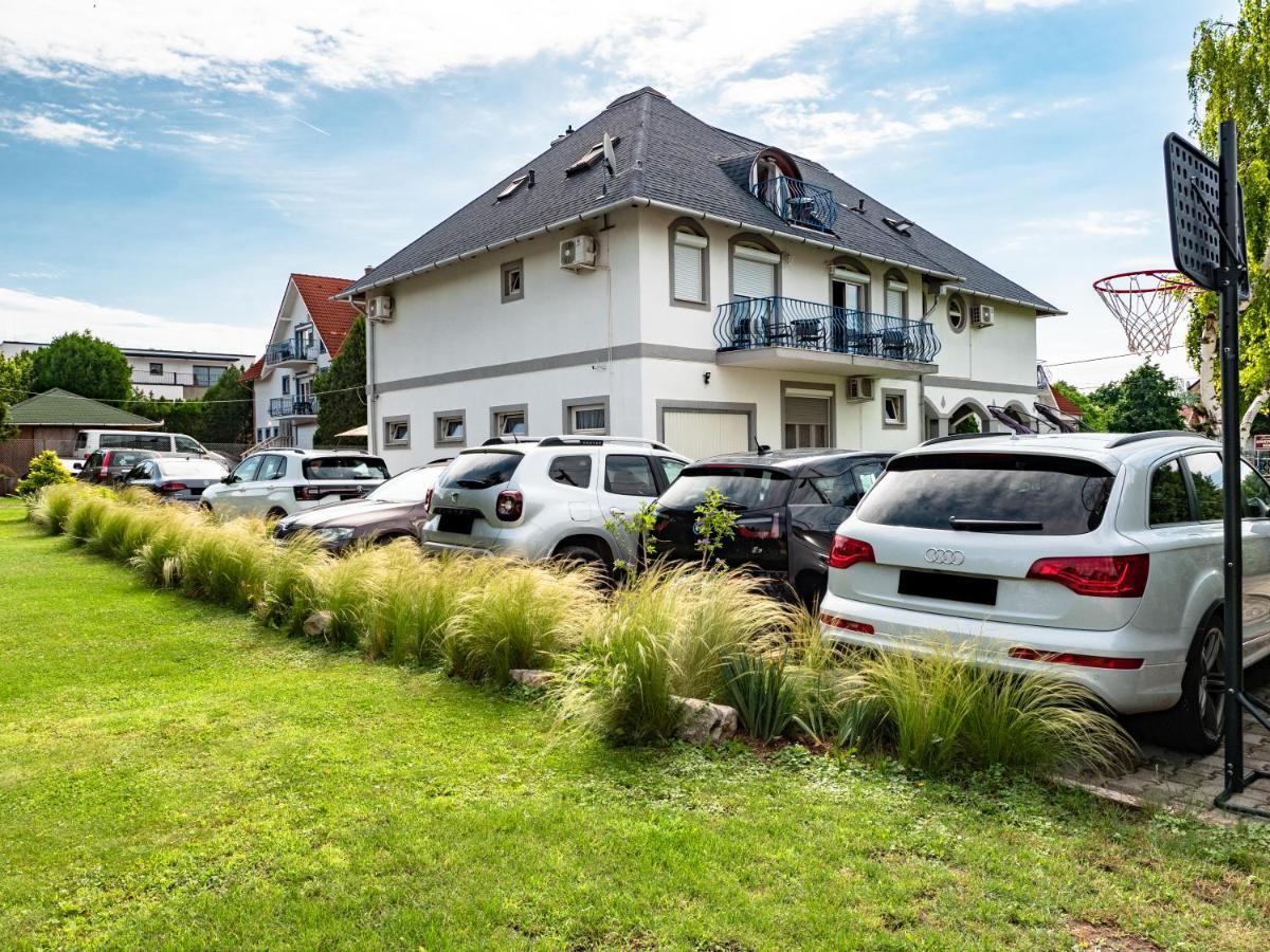 Margret Haus Acomodação com café da manhã Balatonfüred Exterior foto